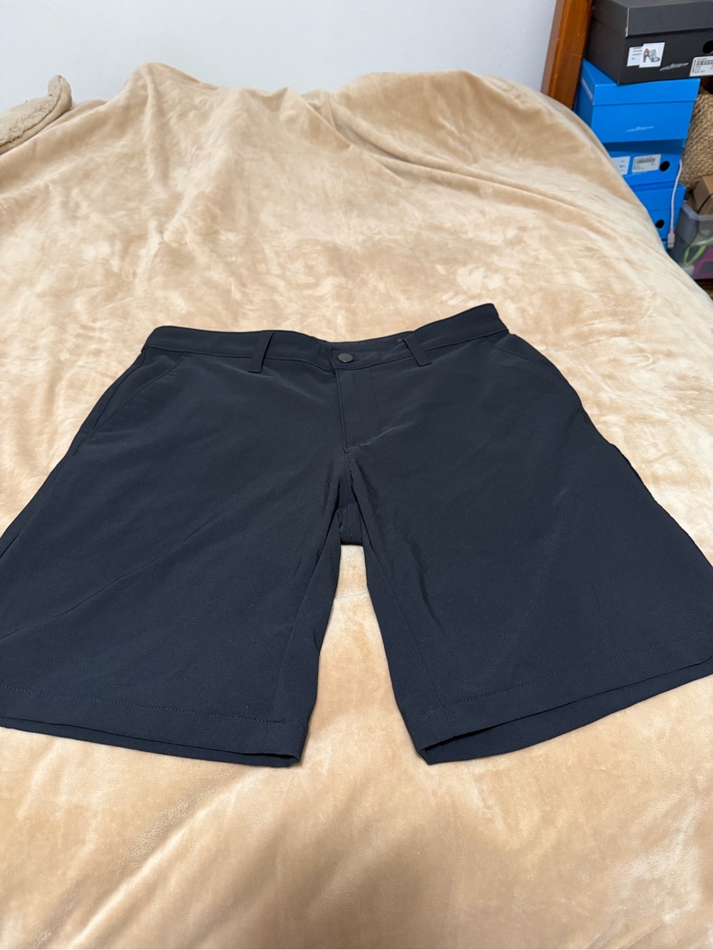 Nordstrom 14th & Union Men's Black Performance Shorts - Slim Fit 32